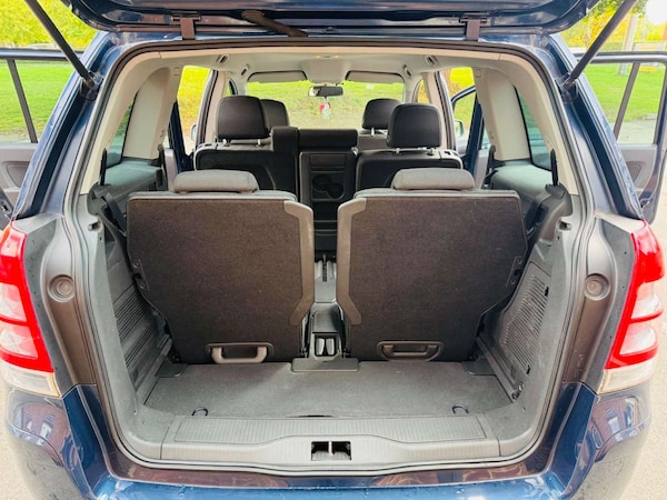 Used Vauxhall Zafira 2011 for sale - 76278577: Photo 22