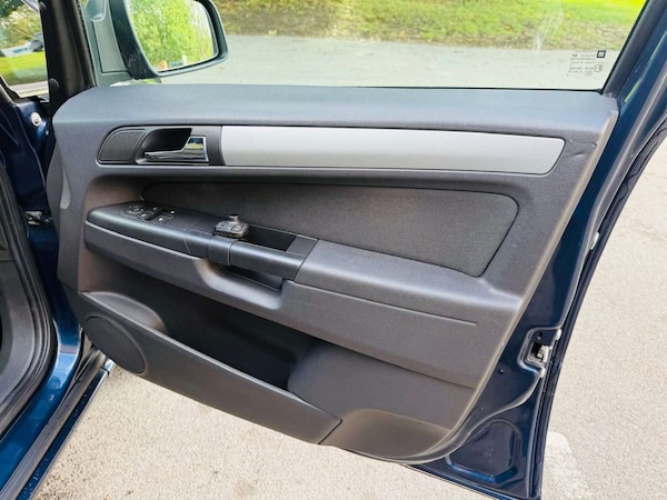 Used Vauxhall Zafira 2011 for sale - 76278577: Photo 40