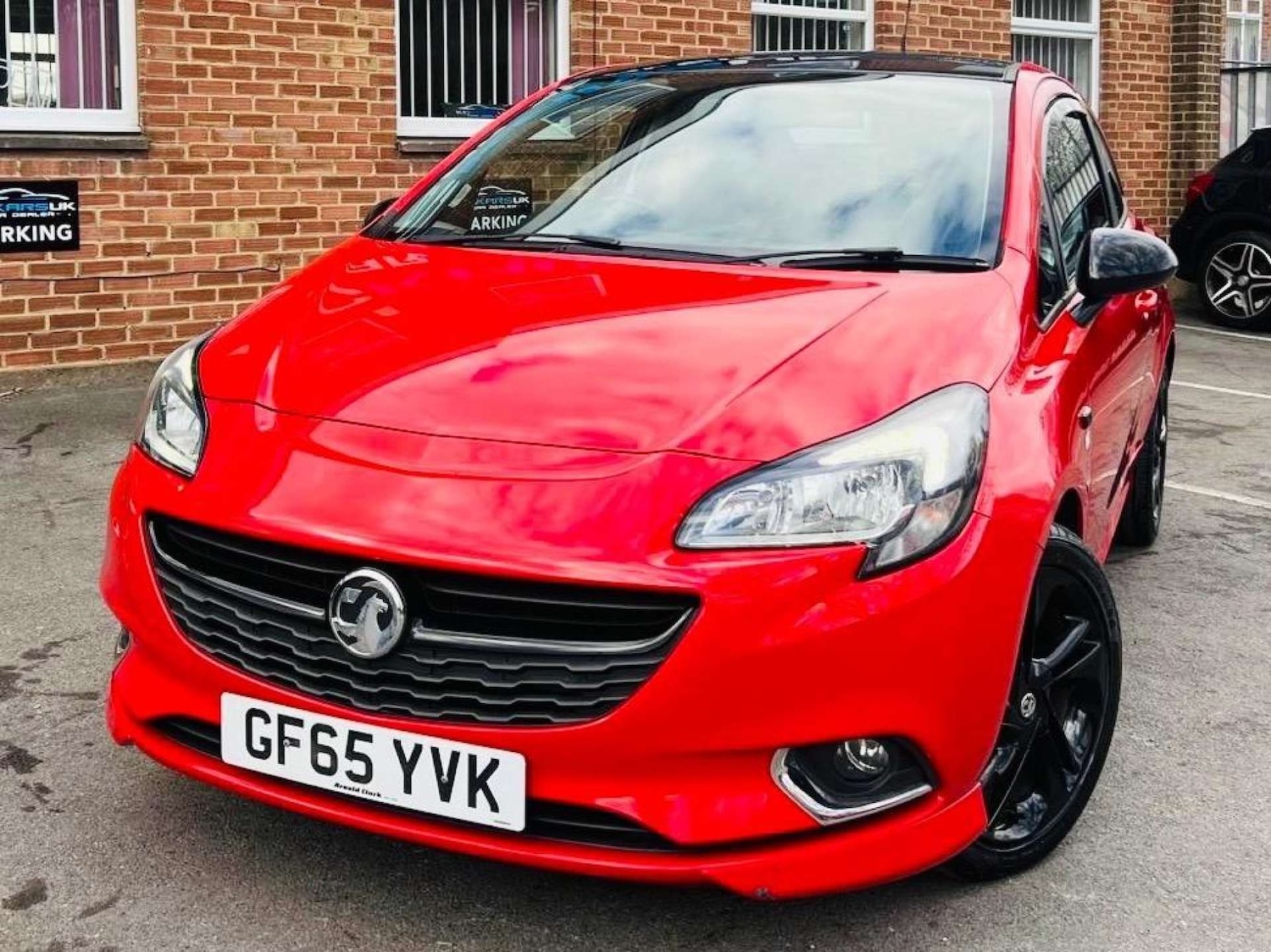 Used Vauxhall Corsa 2015 for sale - 76601315: Photo 2