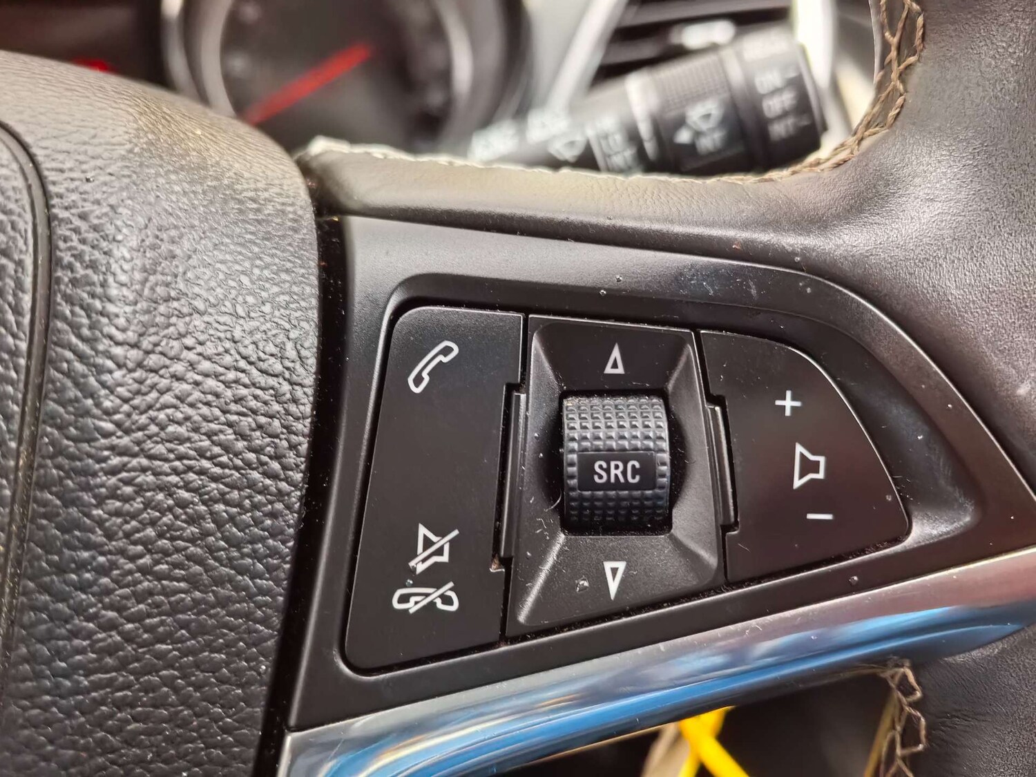 Used Vauxhall Mokka 2015 for sale - 76601959: Photo 22