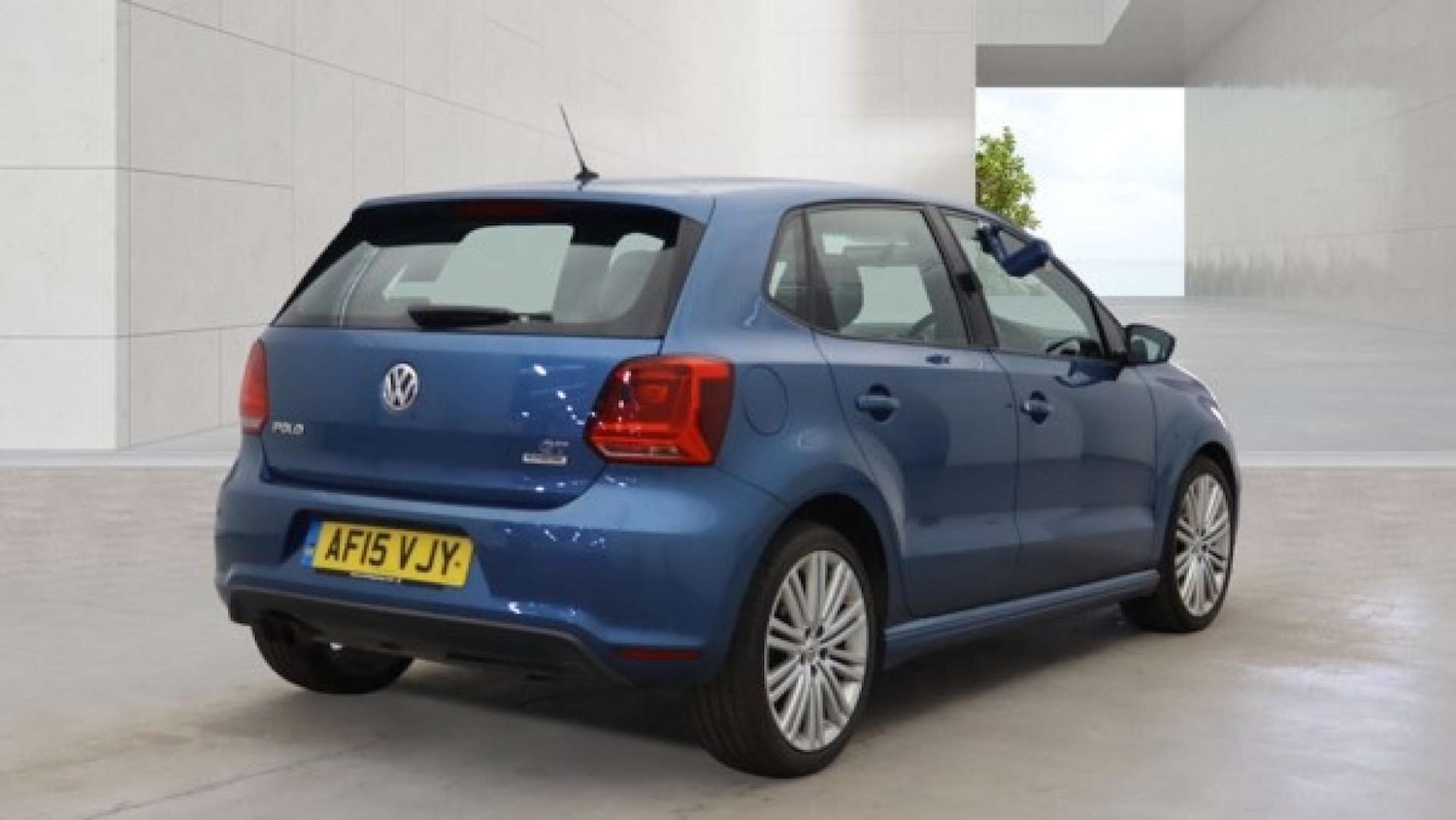 Used Volkswagen Polo 2015 for sale - 78215499: Photo 3