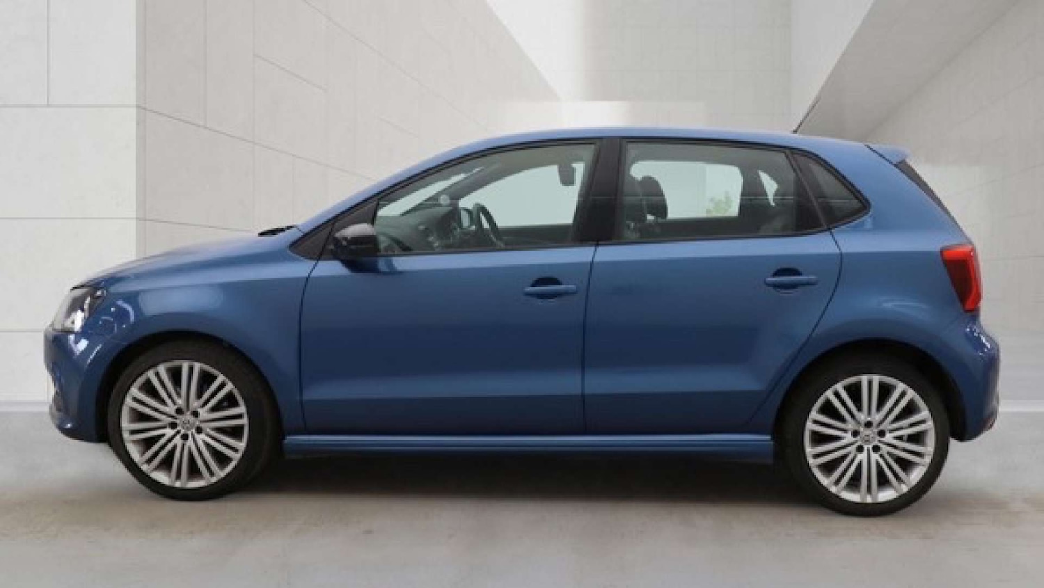 Used Volkswagen Polo 2015 for sale - 78215499: Photo 5