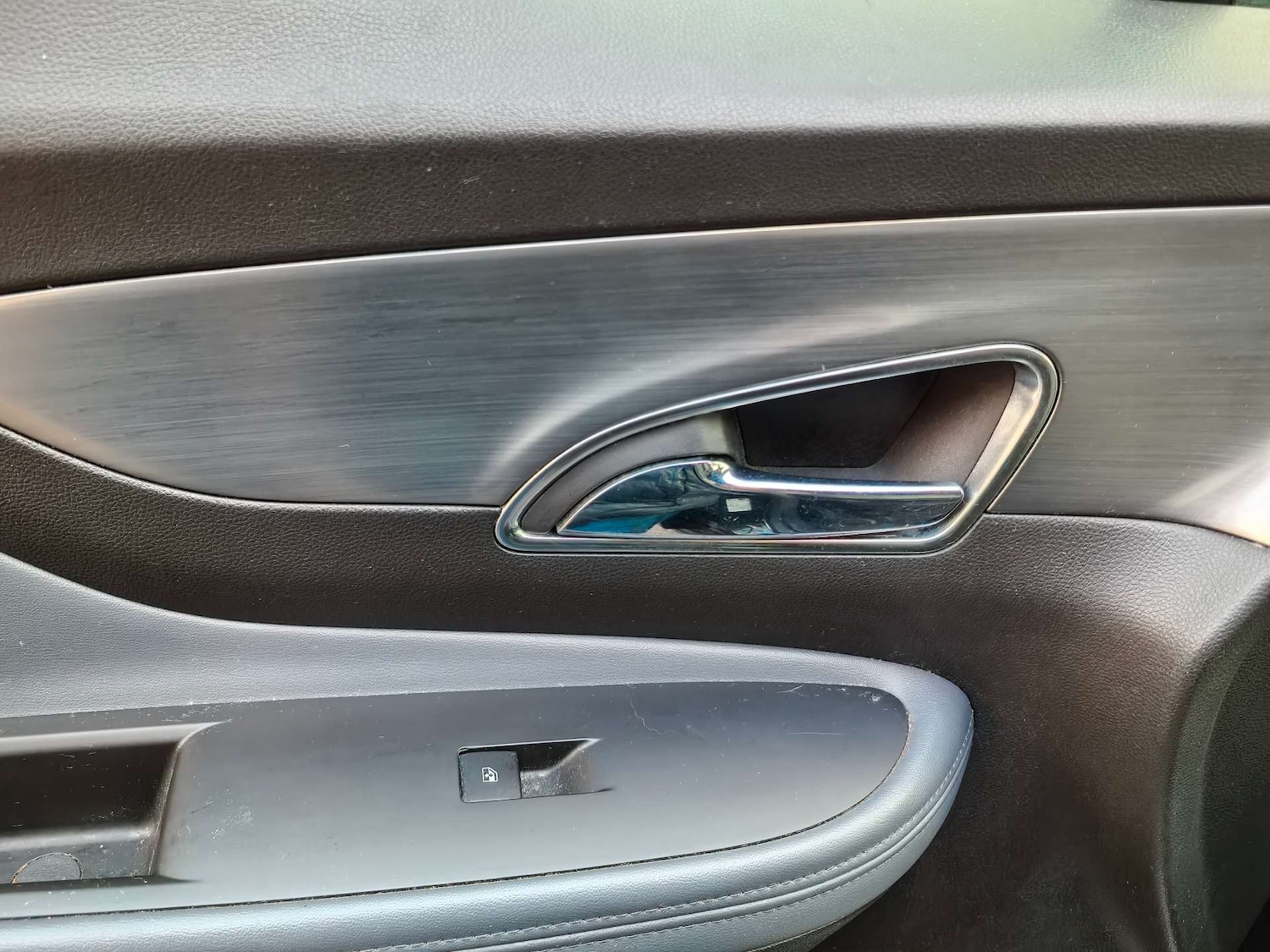 Used Vauxhall Mokka 2015 for sale - 76837459: Photo 69