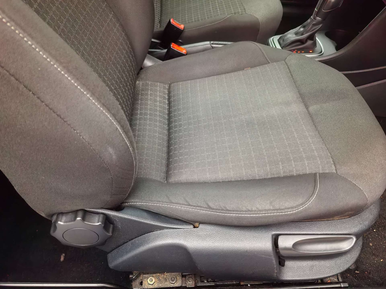 Used Volkswagen Polo 2015 for sale - 76602118: Photo 30