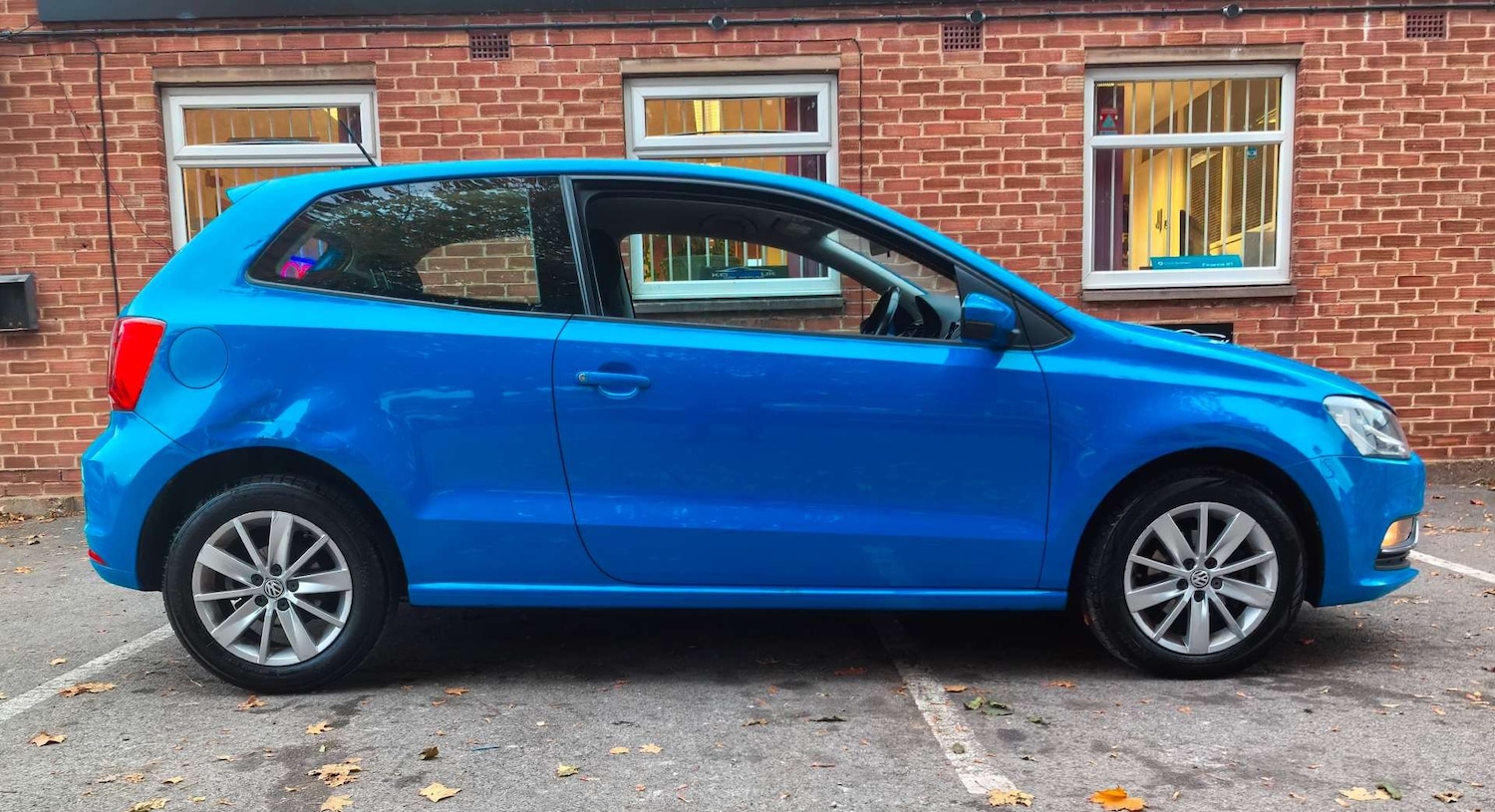 Used Volkswagen Polo 2015 for sale - 76602118: Photo 81