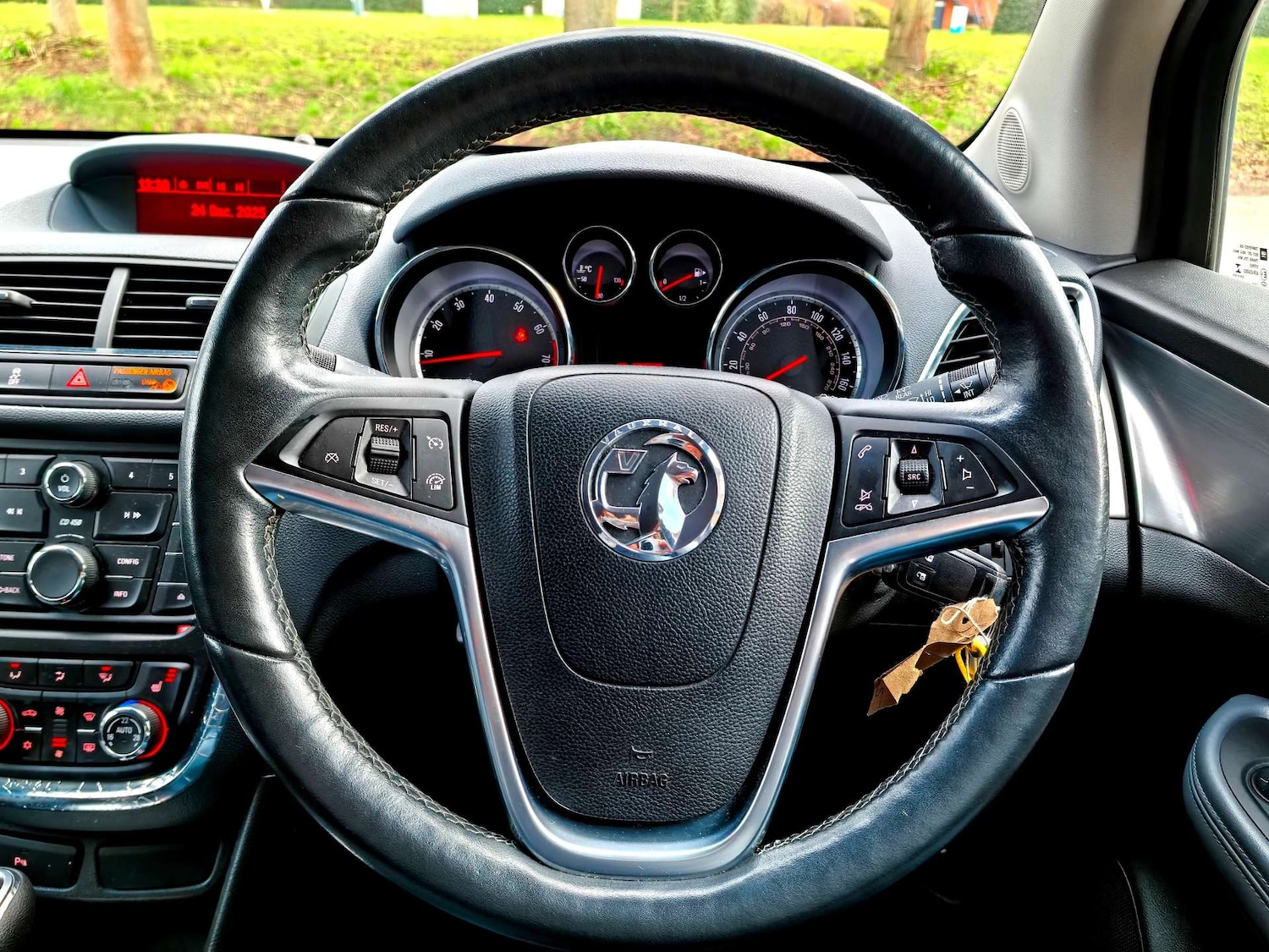 Used Vauxhall Mokka 2015 for sale - 76694793: Photo 12