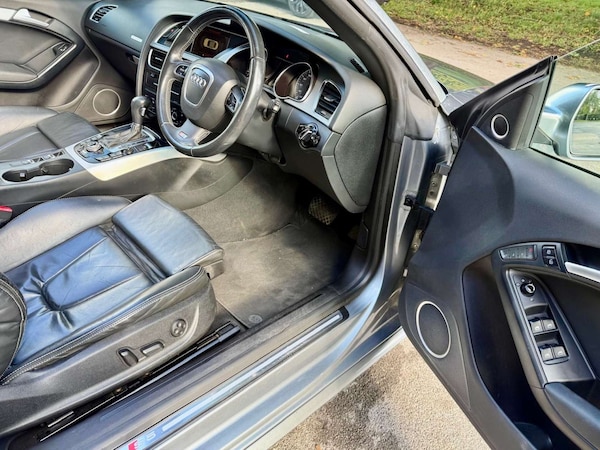 Used Audi A5 2010 for sale - 76278539: Photo 32