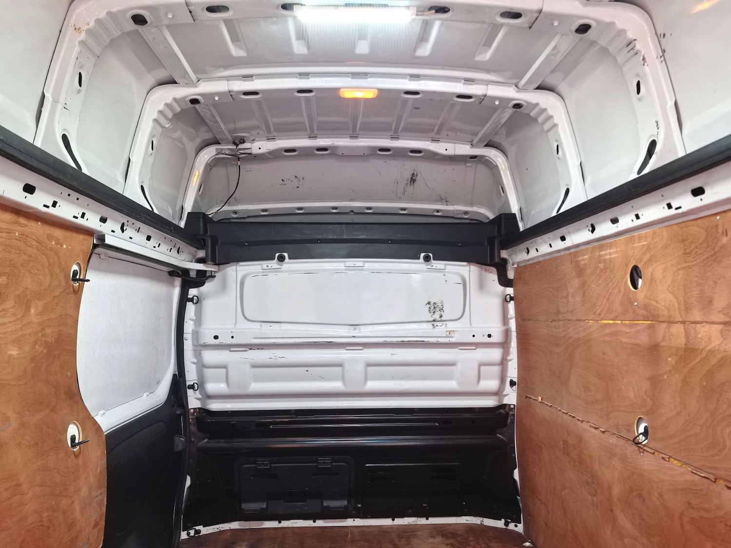 Used Vauxhall Vivaro 2019 for sale - 77079007: Photo 12