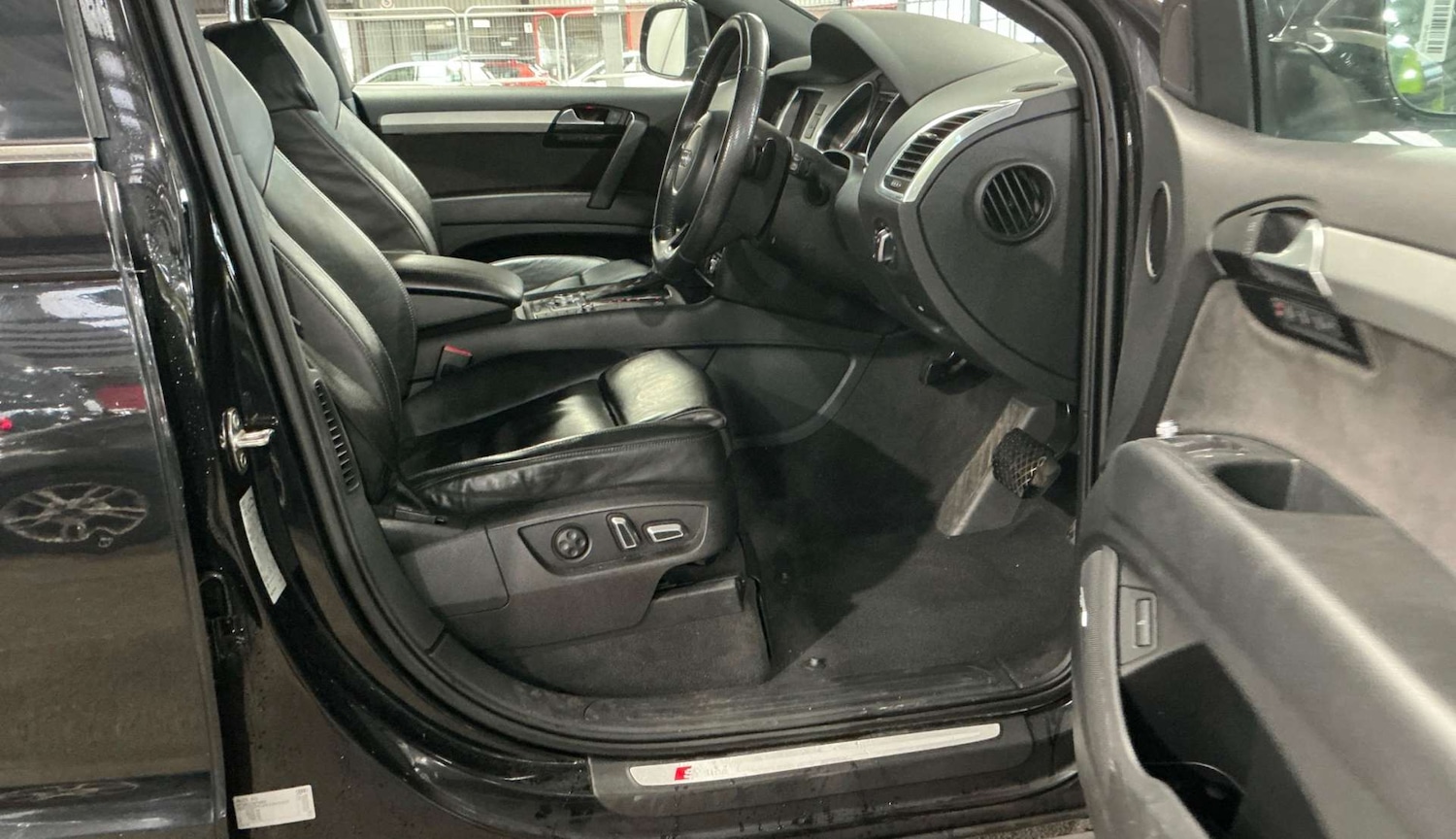 Used Audi Q7 2013 for sale - 77979866: Photo 7