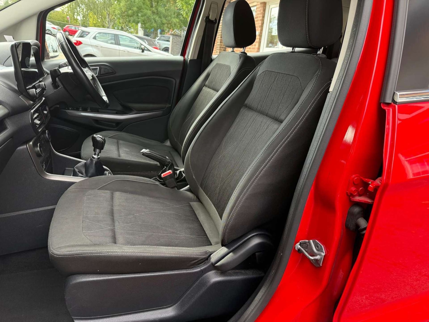 Used Ford Ecosport 2018 for sale - 75920716: Photo 24