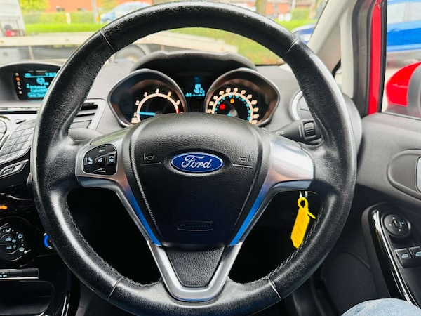 Used Ford Fiesta 2015 for sale - 76017962: Photo 24