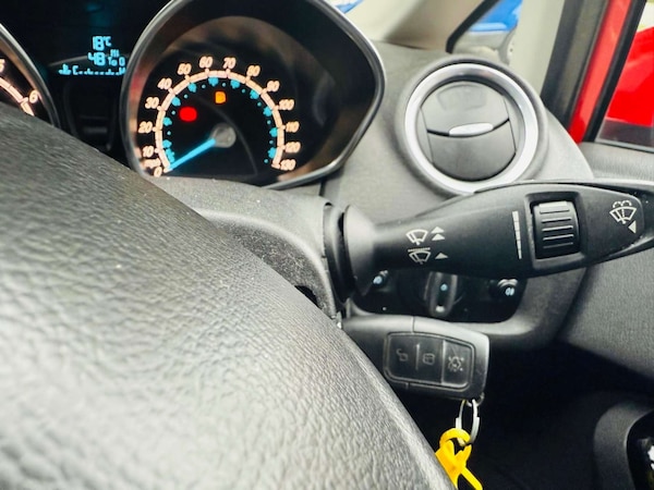 Used Ford Fiesta 2015 for sale - 76017962: Photo 26