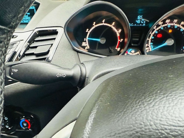 Used Ford Fiesta 2015 for sale - 76017962: Photo 28