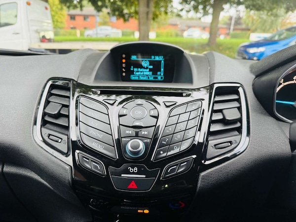 Used Ford Fiesta 2015 for sale - 76017962: Photo 30