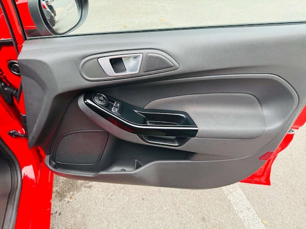 Used Ford Fiesta 2015 for sale - 76017962: Photo 35