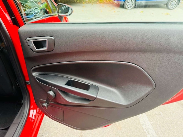 Used Ford Fiesta 2015 for sale - 76017962: Photo 41