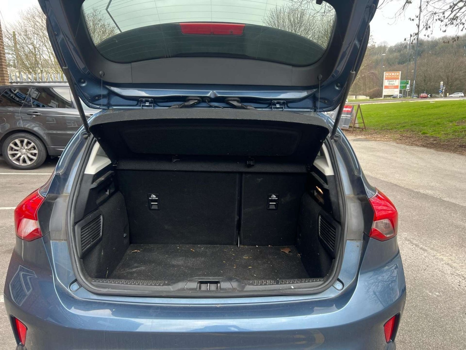 Vehicle 21