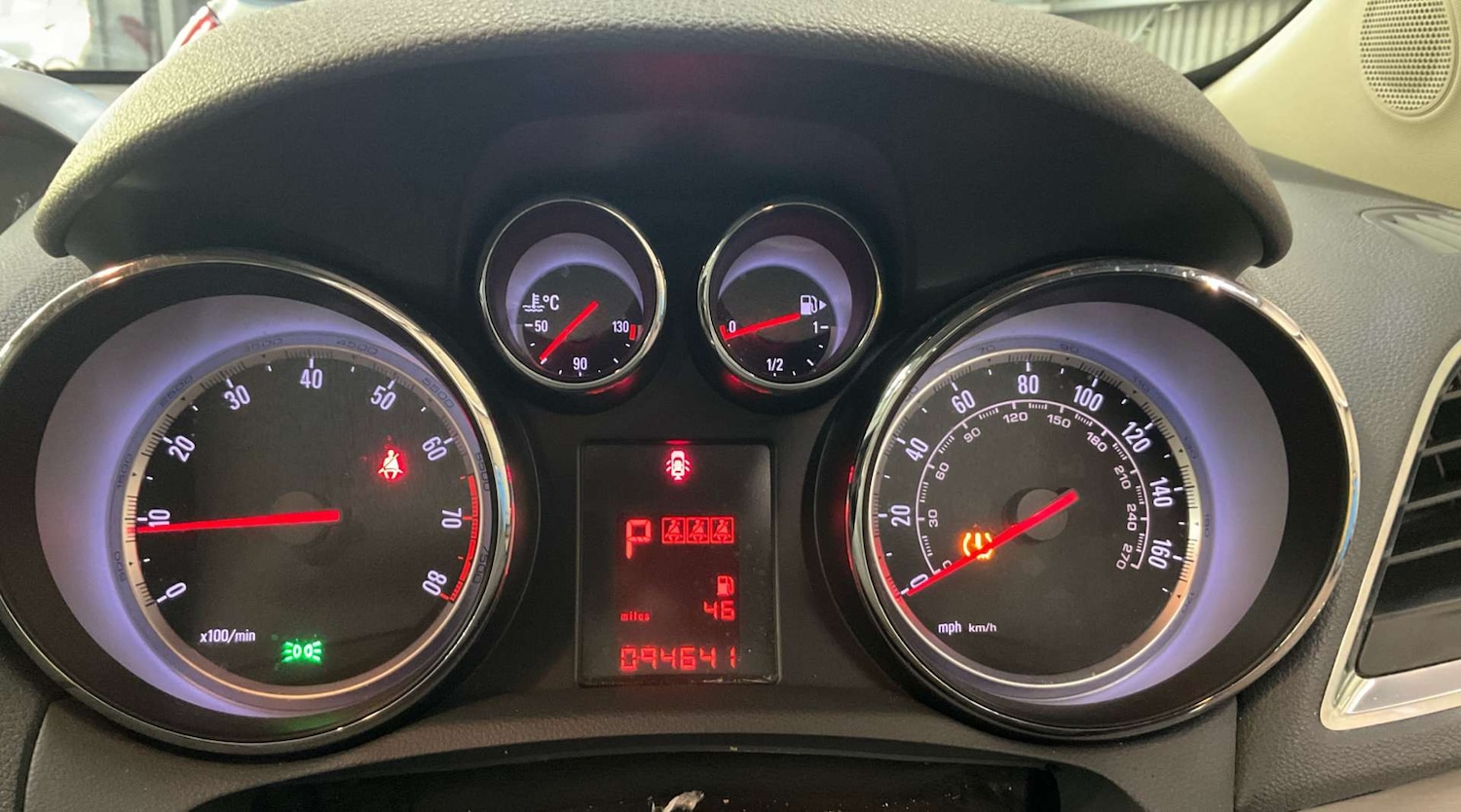 Used Vauxhall Mokka 2015 for sale - 76829843: Photo 9