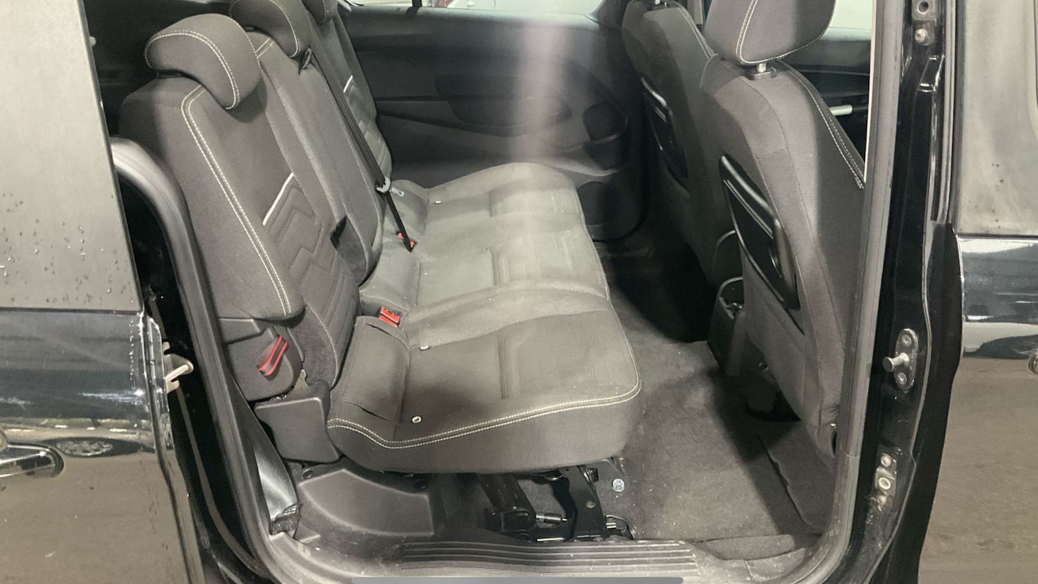 Used Ford Grand Tourneo Connect 2016 for sale - 76517539: Photo 11