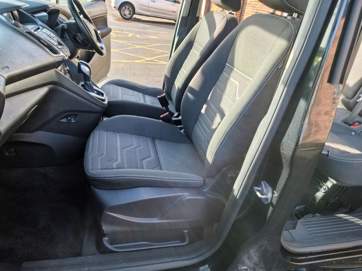 Used Ford Tourneo Connect 2016 for sale - 76517539: Photo 20