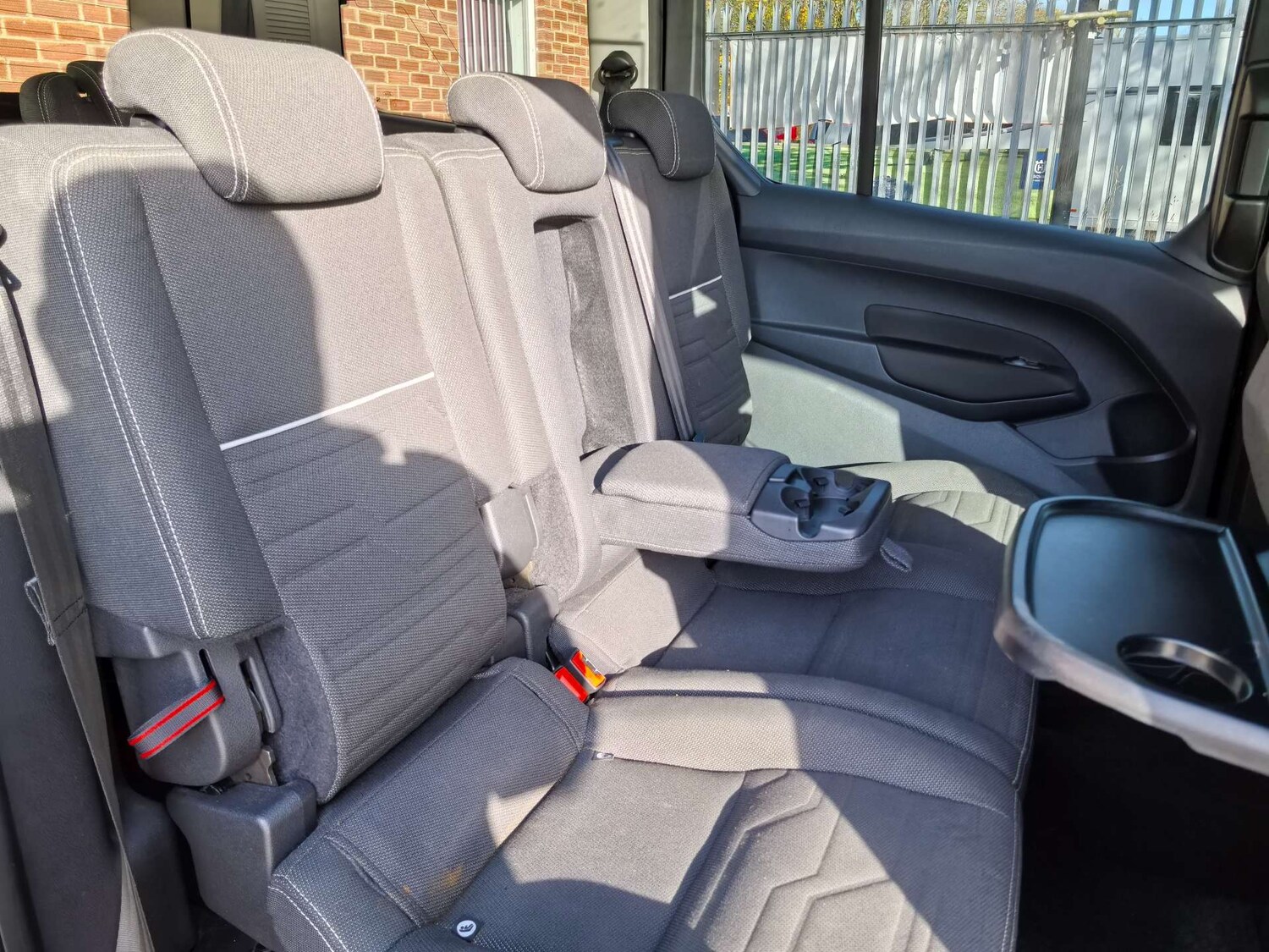 Used Ford Tourneo Connect 2016 for sale - 76517539: Photo 76