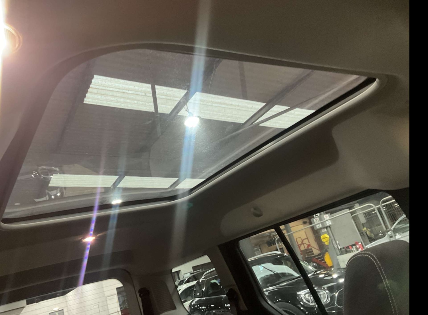 Used Ford Grand Tourneo Connect 2016 for sale - 76517539: Photo 8