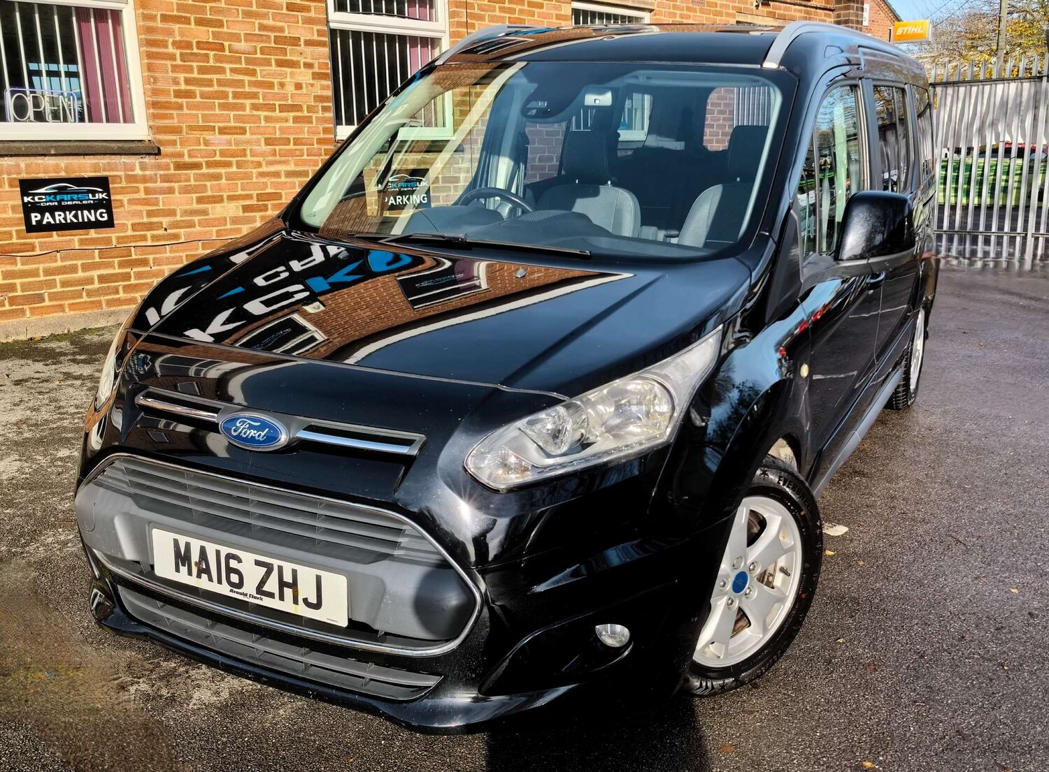 Used Ford Tourneo Connect 2016 for sale - 76517539: Photo 97