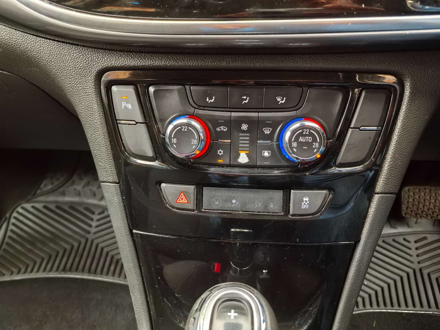 Used Vauxhall Mokka X 2016 for sale - 76311233: Photo 37