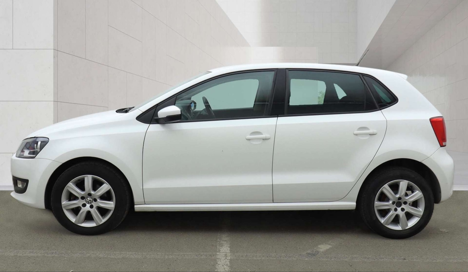 Used Volkswagen Polo 2014 for sale - 78139645: Photo 6