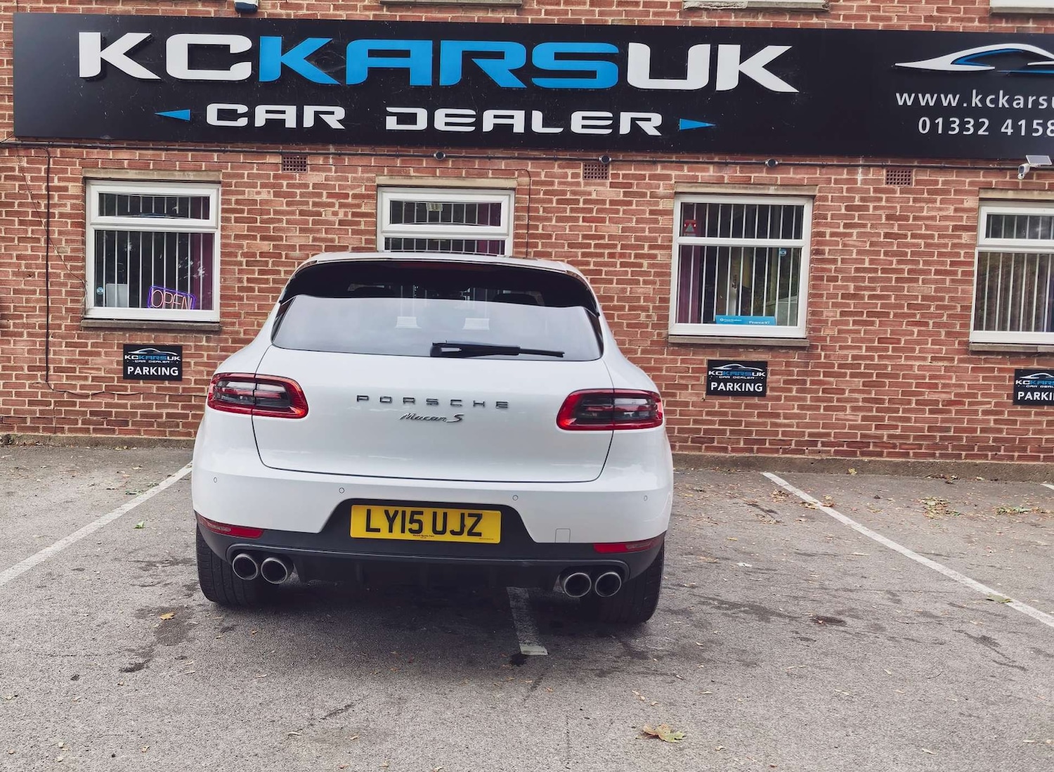 Used Porsche Macan 2015 for sale - 76602126: Photo 4