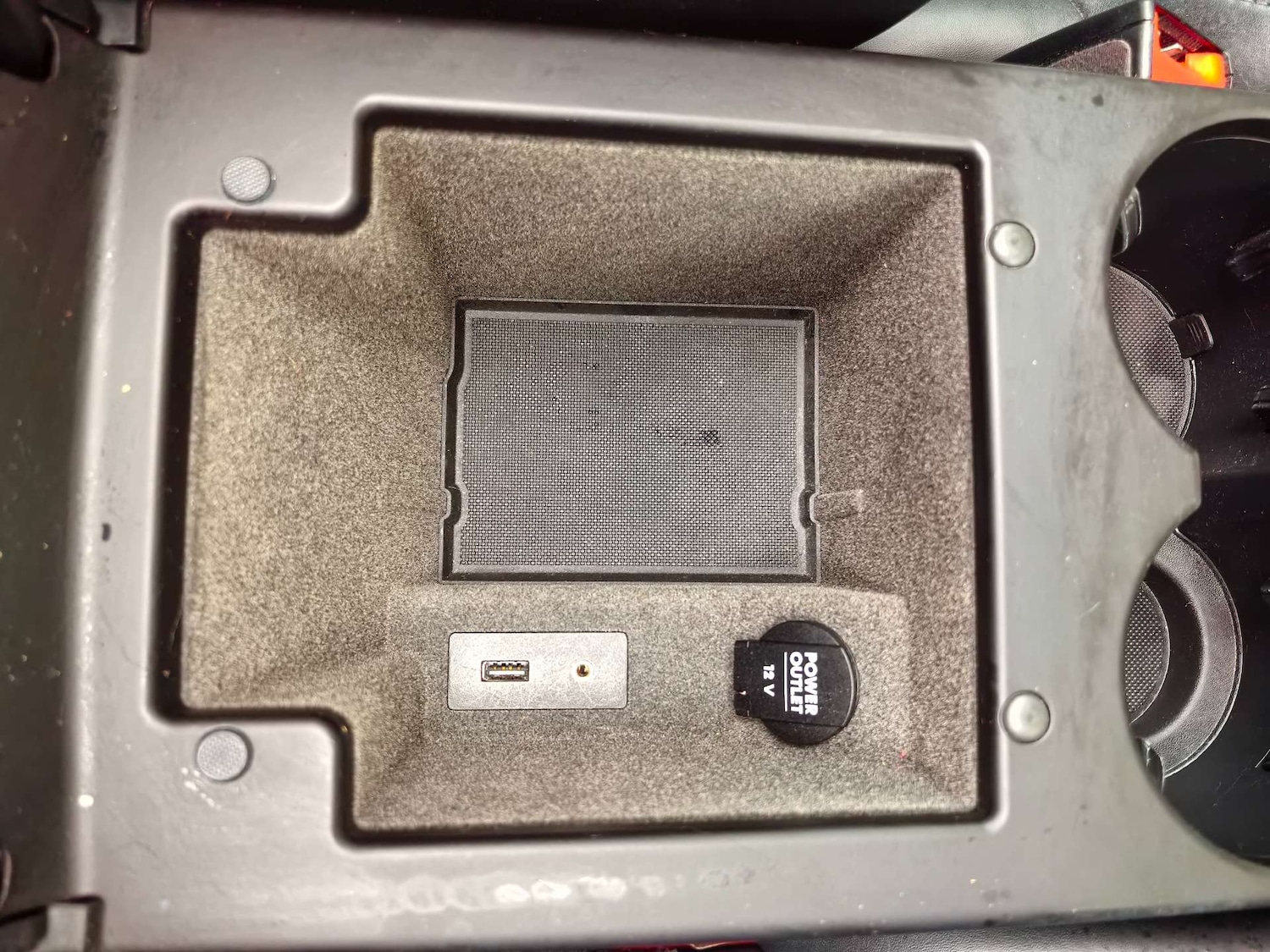 Used Porsche Macan 2015 for sale - 76602126: Photo 82