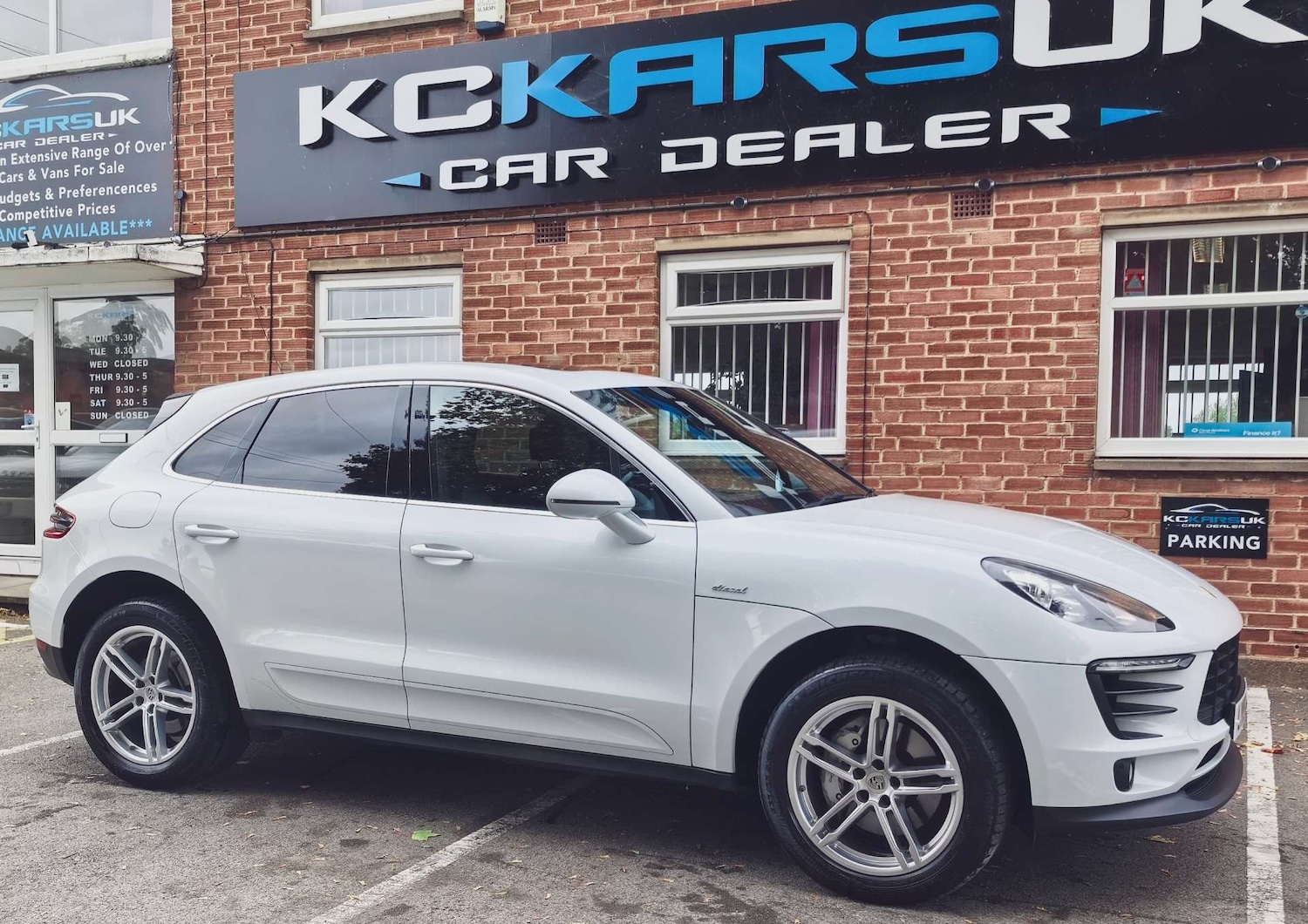 Used Porsche Macan 2015 for sale - 76602126: Photo 9