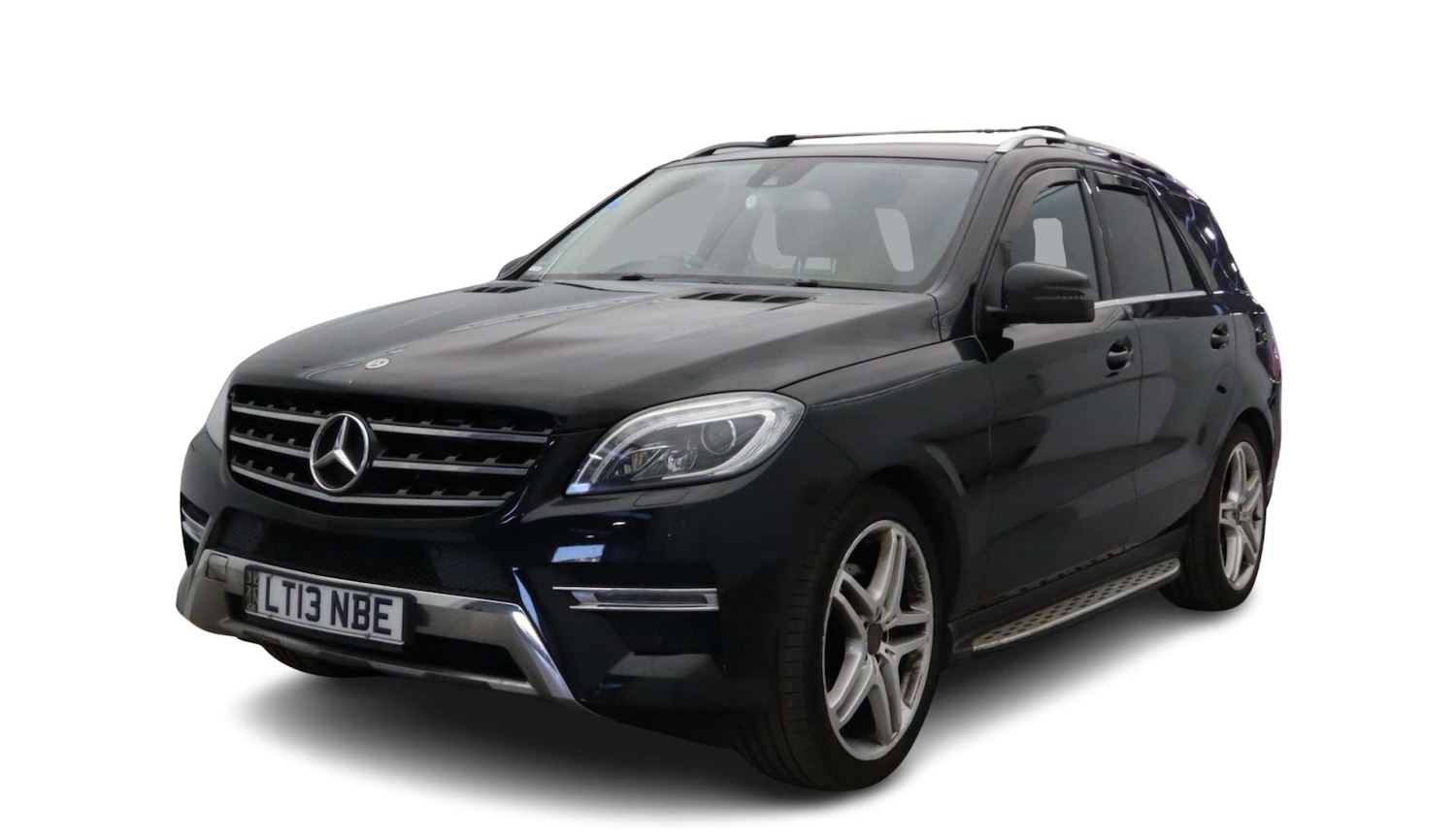 Used Mercedes-Benz M Class 2013 for sale - 77979864: Photo 2