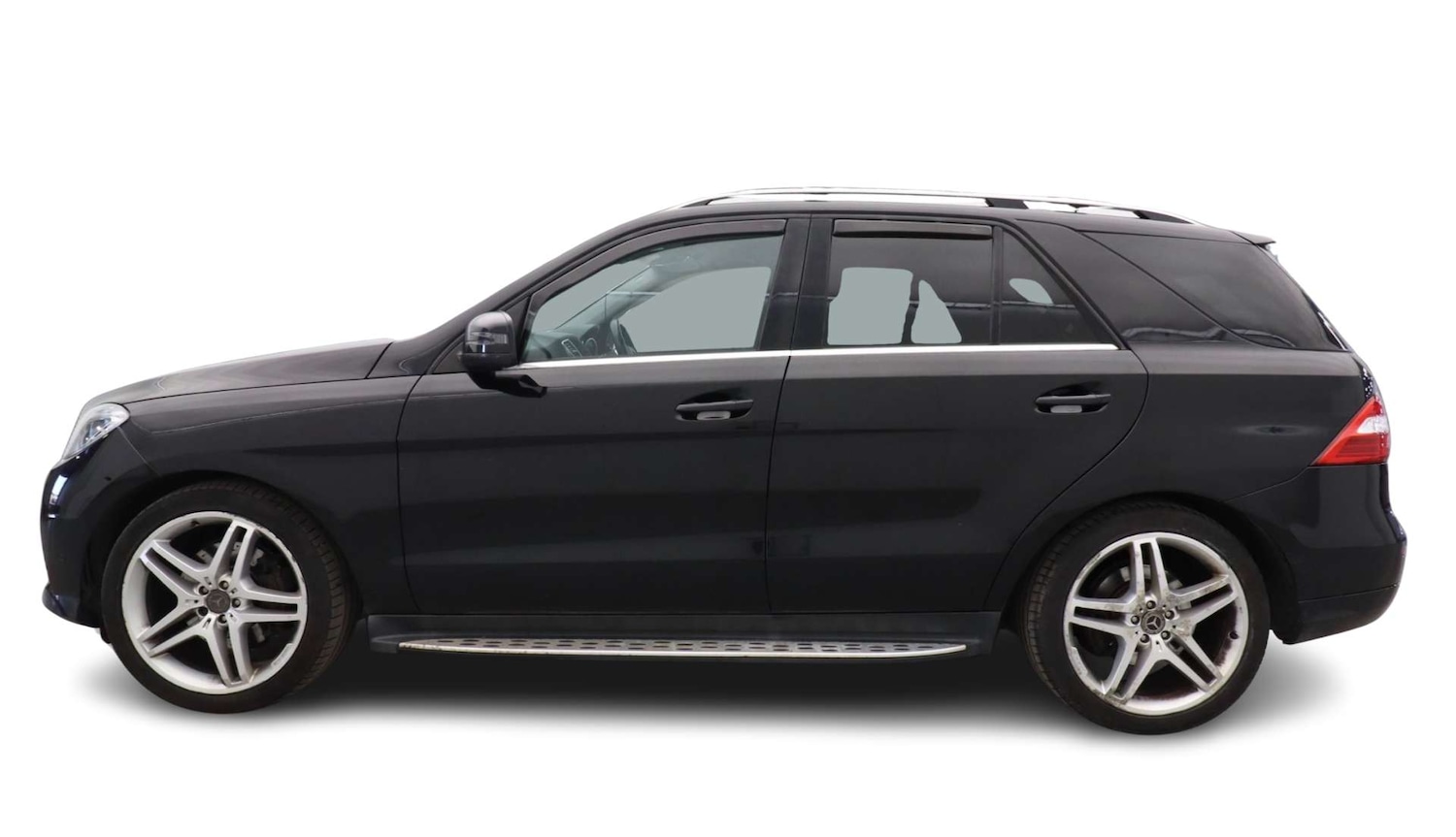 Used Mercedes-Benz M Class 2013 for sale - 77979864: Photo 6