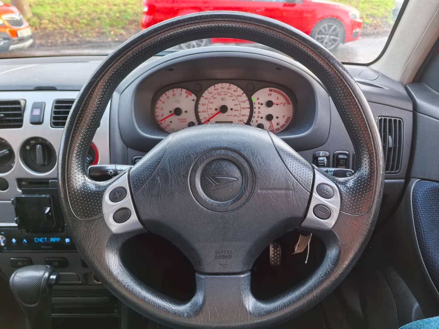 Used Daihatsu Sirion 2002 for sale - 76693607: Photo 12