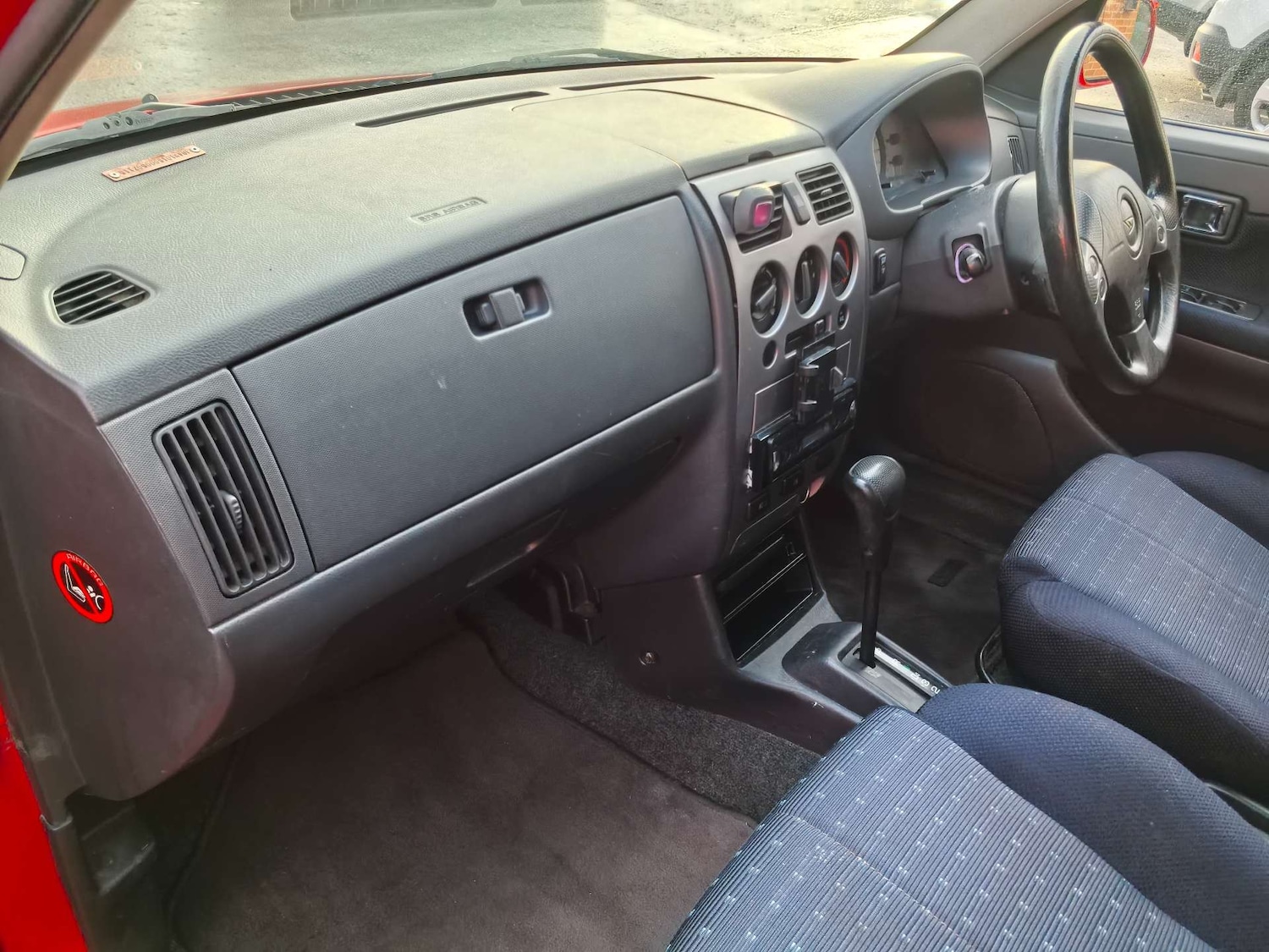 Used Daihatsu Sirion 2002 for sale - 76693607: Photo 28