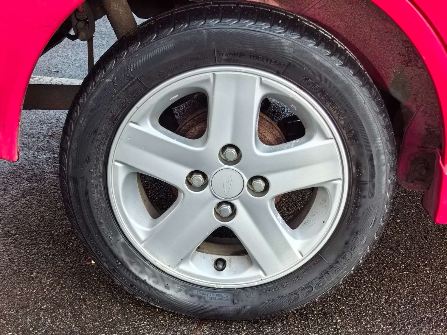 Used Daihatsu Sirion 2002 for sale - 76693607: Photo 43