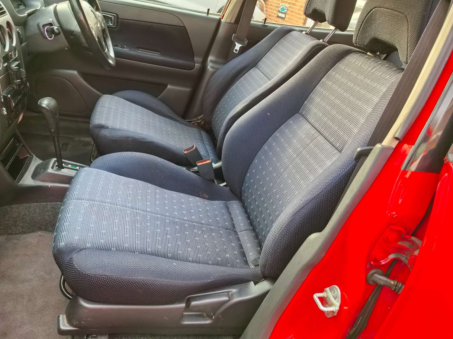 Used Daihatsu Sirion 2002 for sale - 76693607: Photo 68