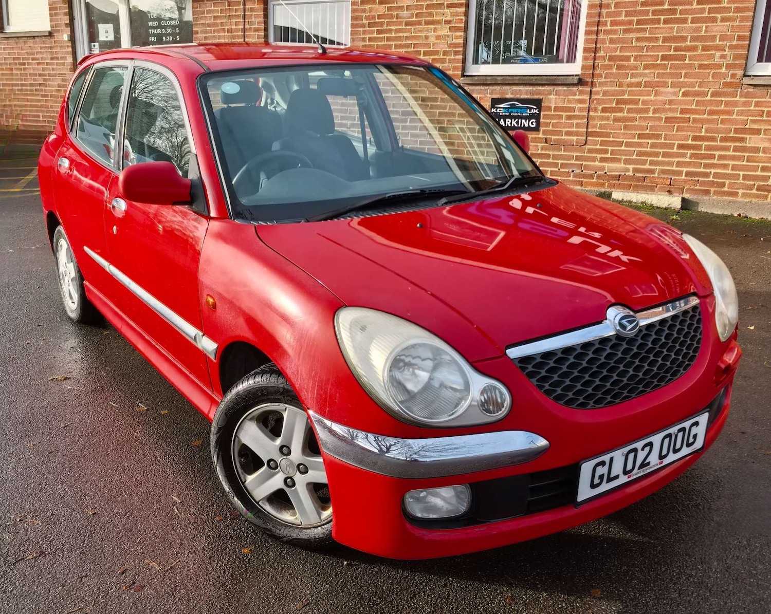 Used Daihatsu Sirion 2002 for sale - 76693607: Photo 77
