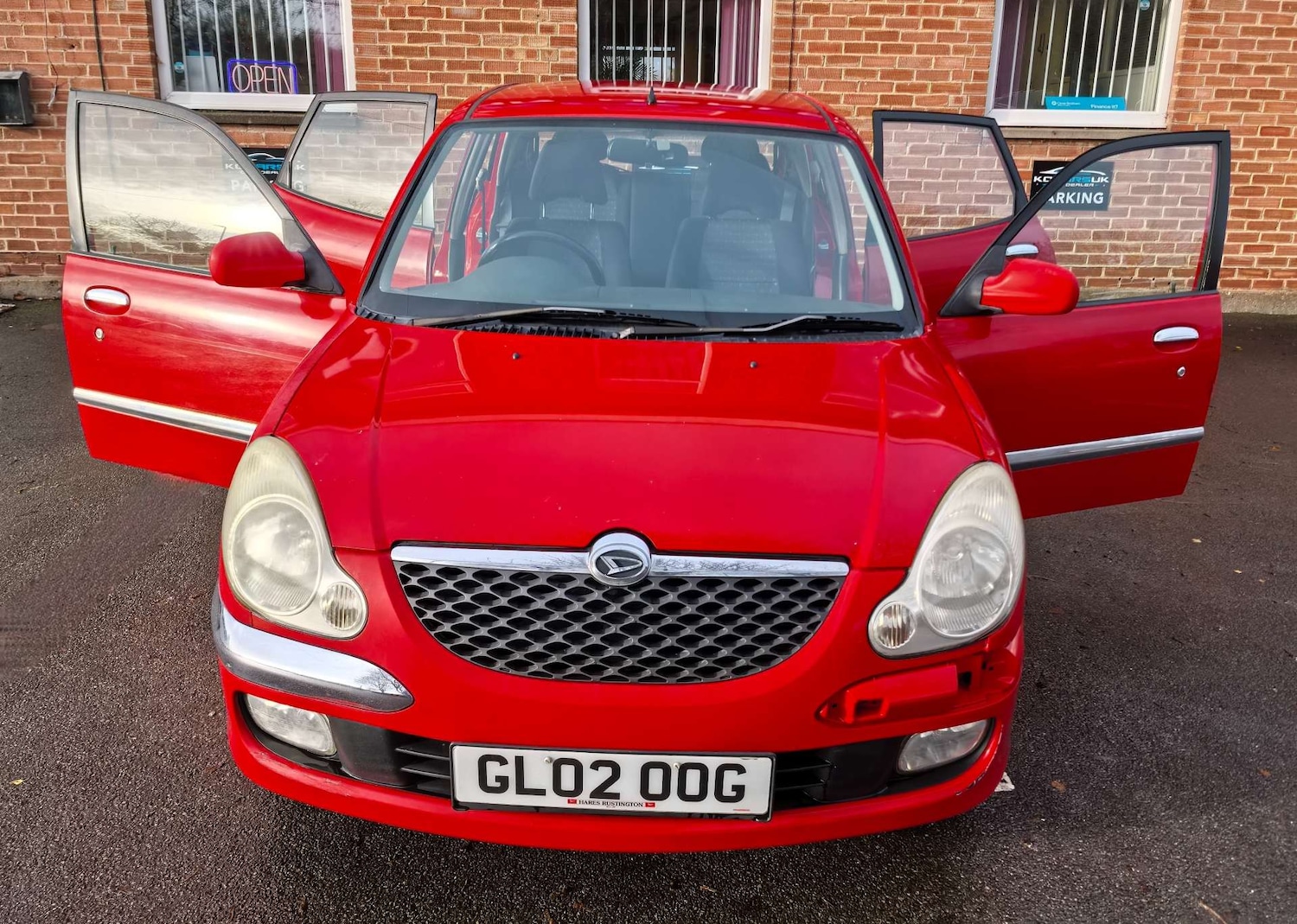 Used Daihatsu Sirion 2002 for sale - 76693607: Photo 87