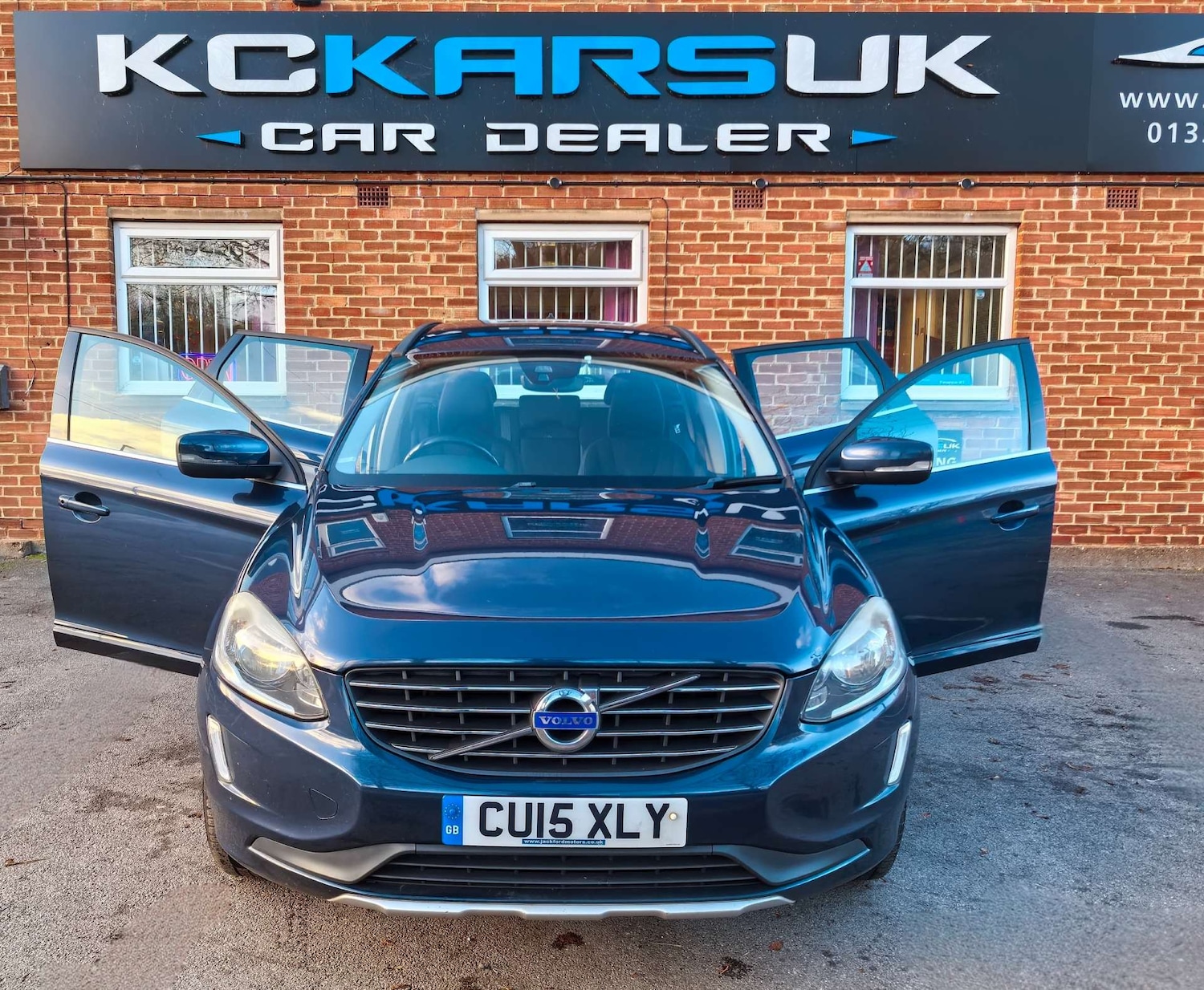 Used Volvo XC60 2015 for sale - 76855488: Photo 10