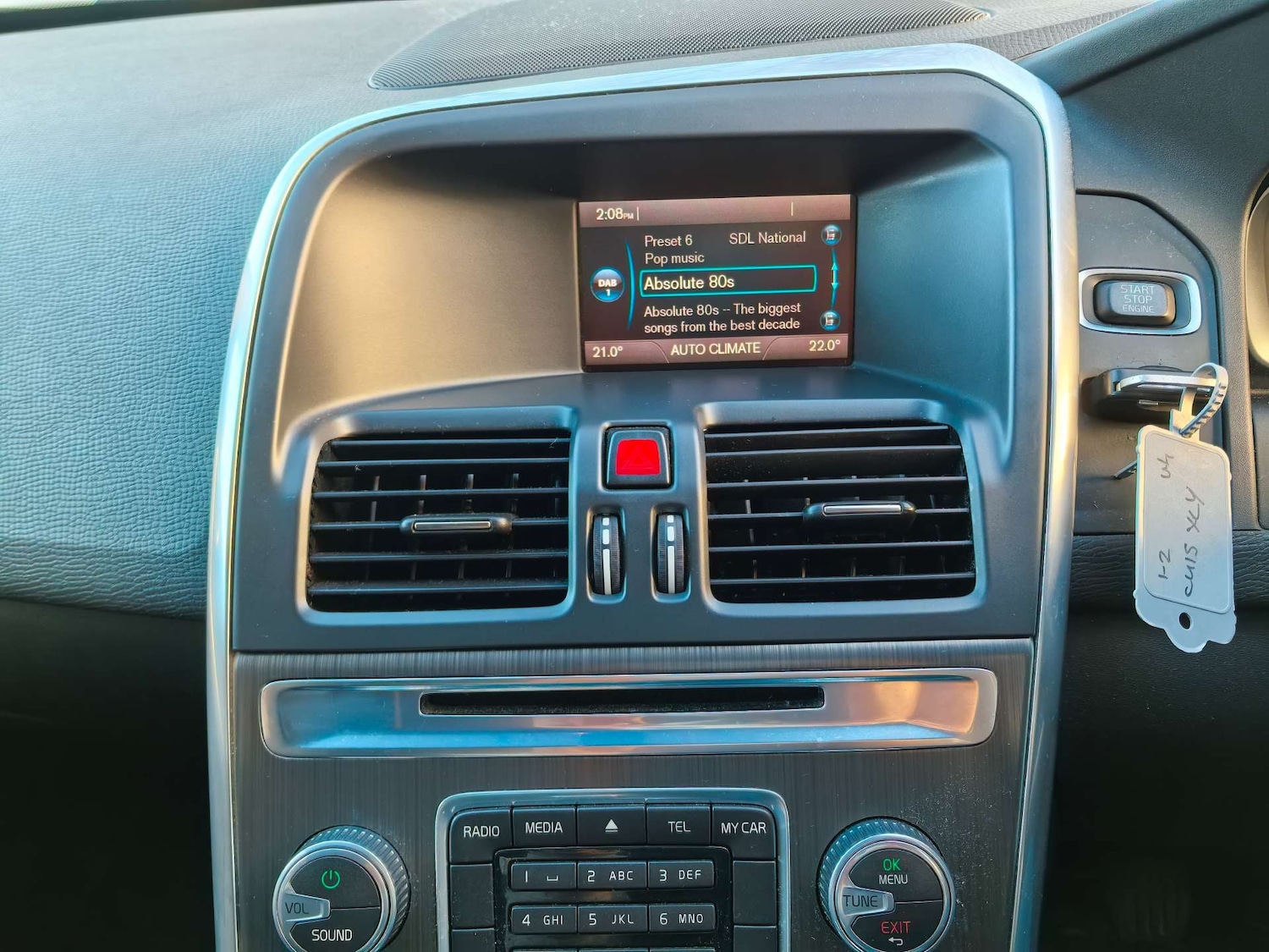 Used Volvo XC60 2015 for sale - 76855488: Photo 16