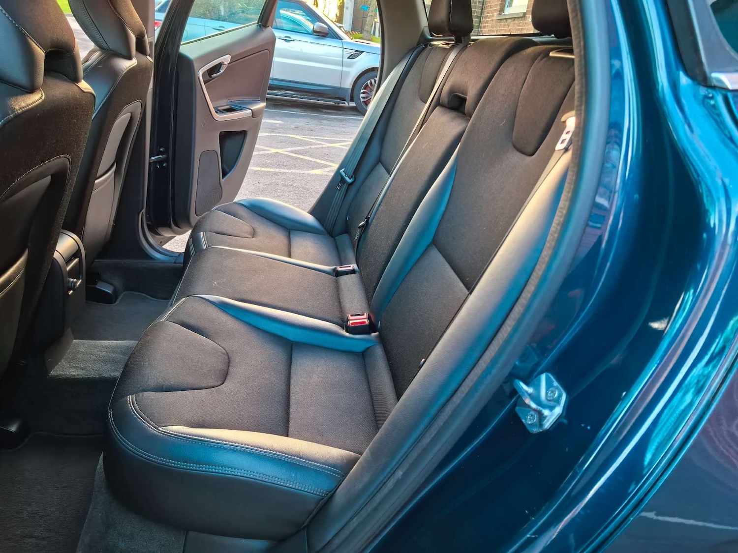 Used Volvo XC60 2015 for sale - 76855488: Photo 20