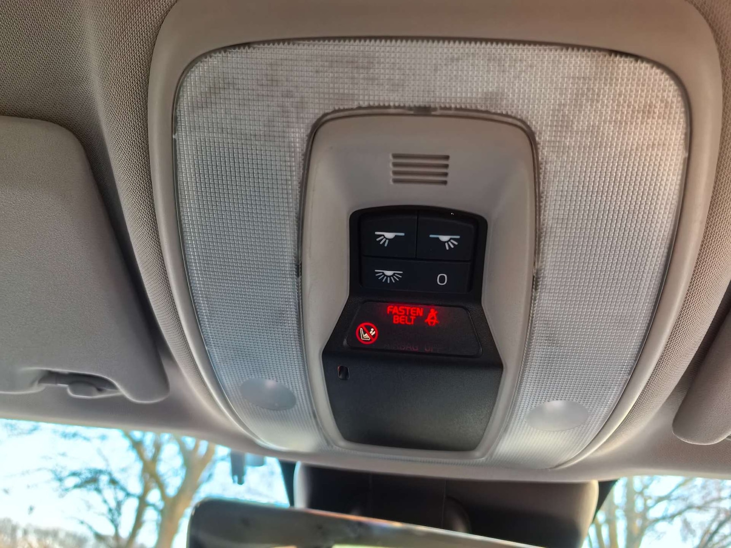 Used Volvo XC60 2015 for sale - 76855488: Photo 24