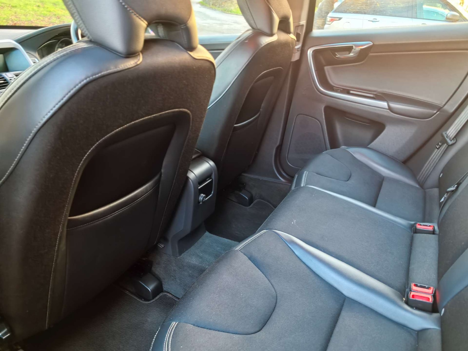 Used Volvo XC60 2015 for sale - 76855488: Photo 32