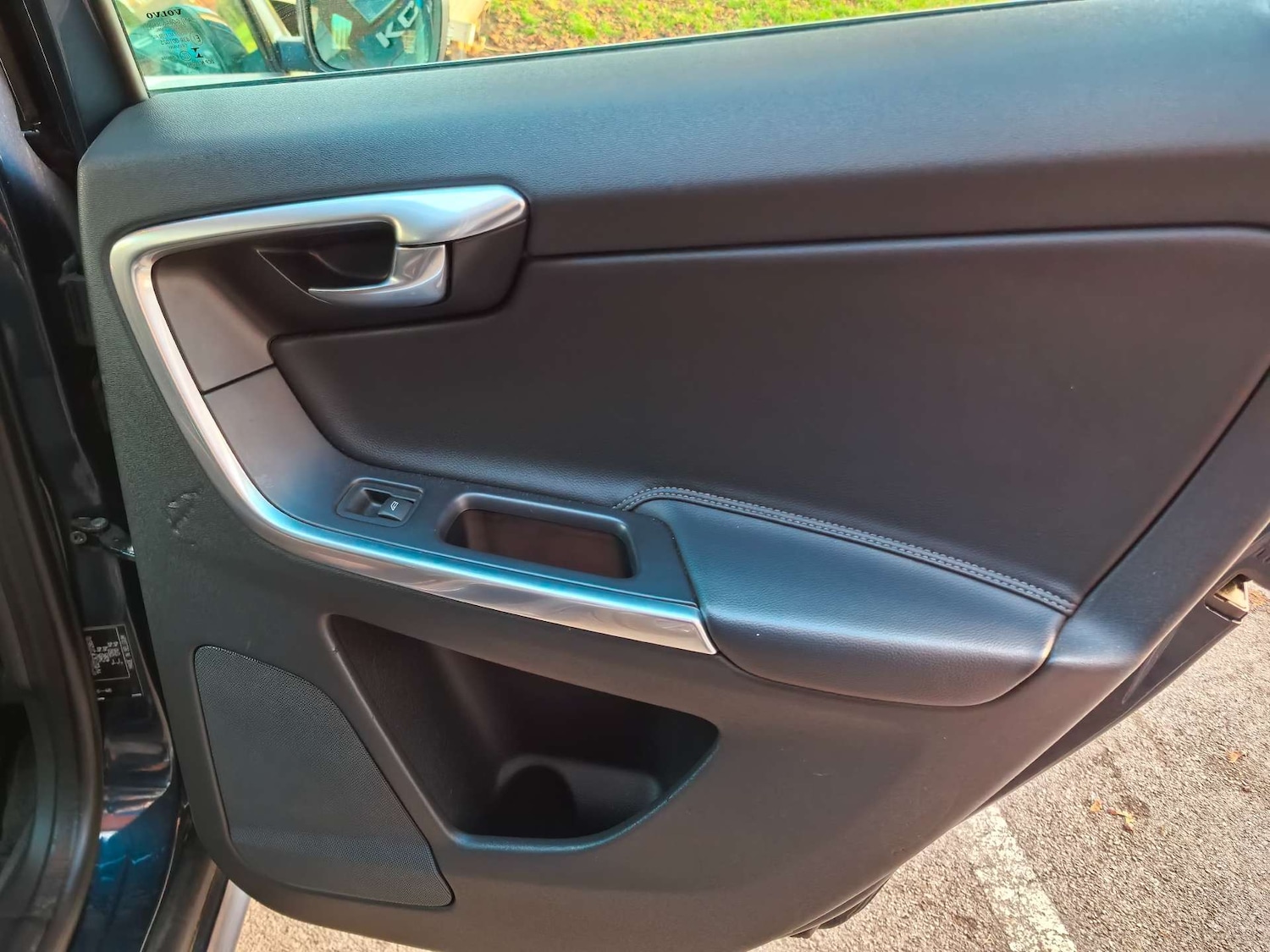 Used Volvo XC60 2015 for sale - 76855488: Photo 59