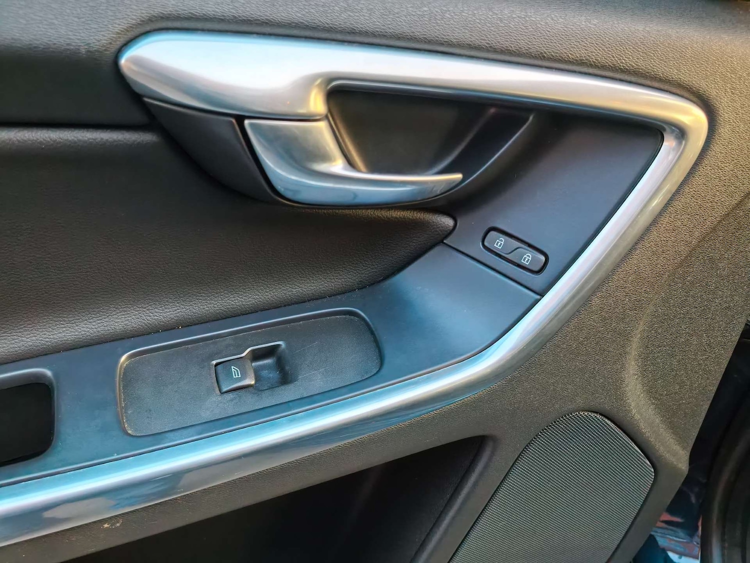 Used Volvo XC60 2015 for sale - 76855488: Photo 72