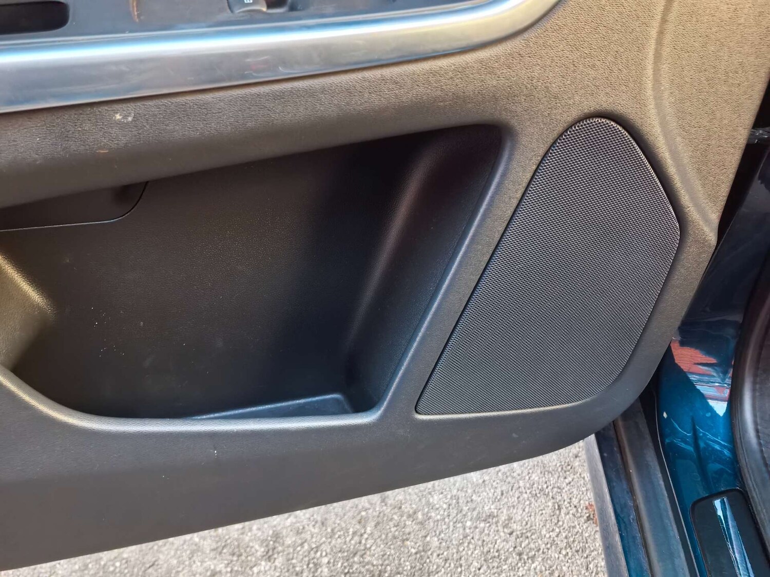 Used Volvo XC60 2015 for sale - 76855488: Photo 75