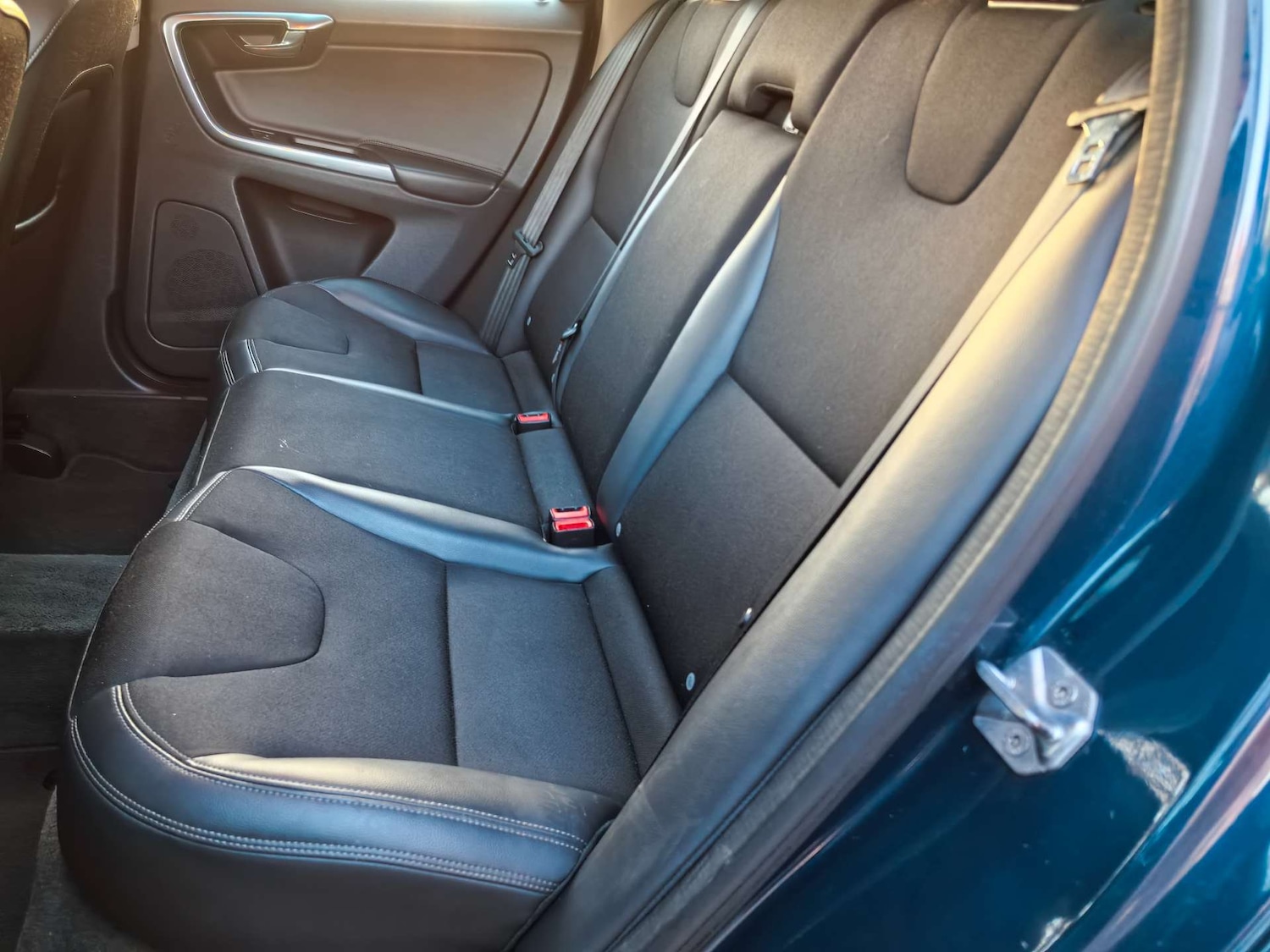 Used Volvo XC60 2015 for sale - 76855488: Photo 78