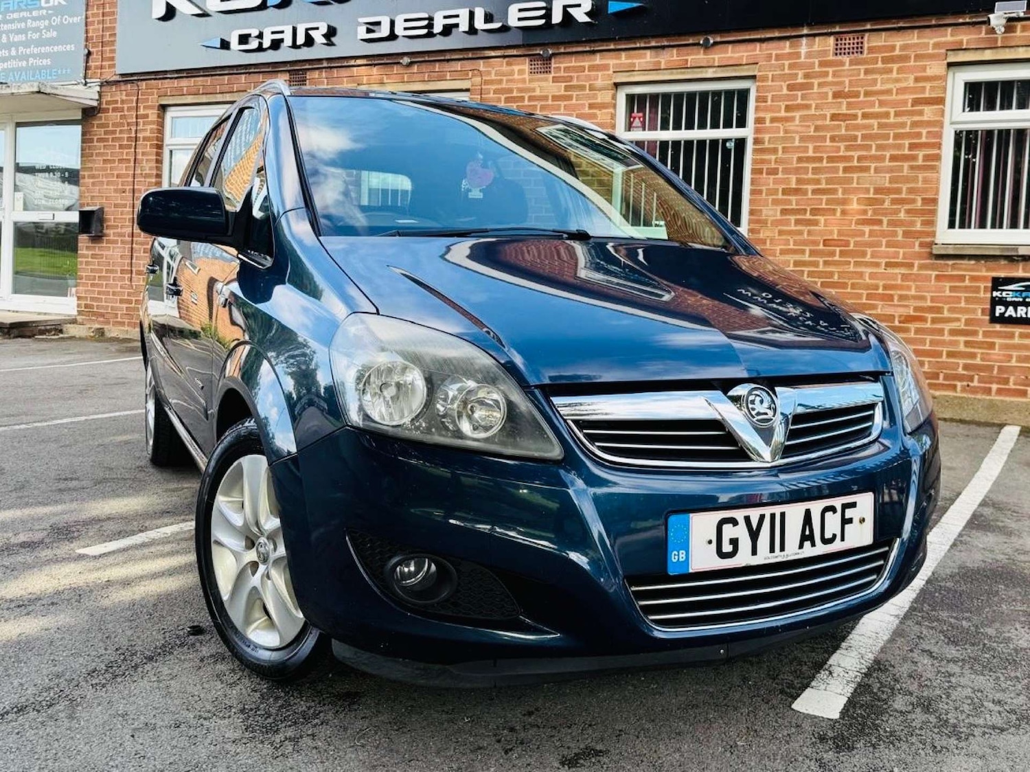 Used Vauxhall Zafira 2011 for sale - 76004762: Photo 1